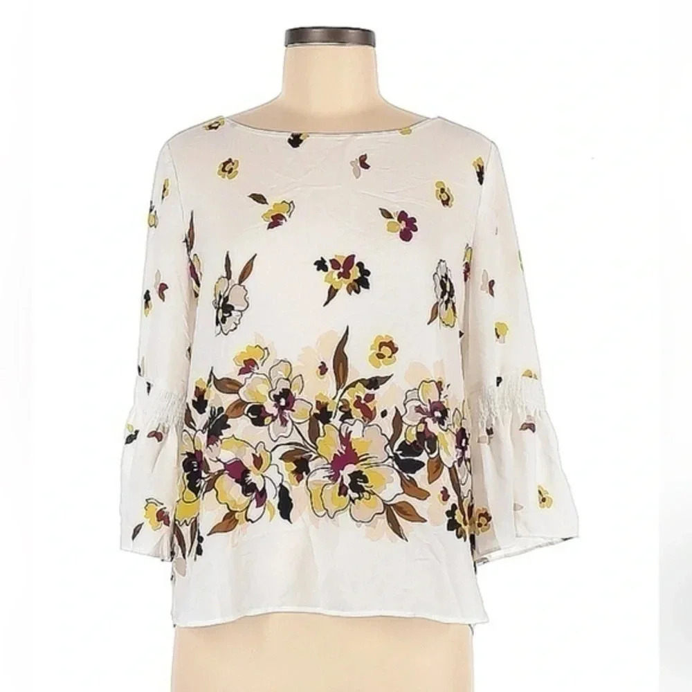 Ann Taylor | White Floral 3/4 Bell Sleeves Bohemian Blouse Size M